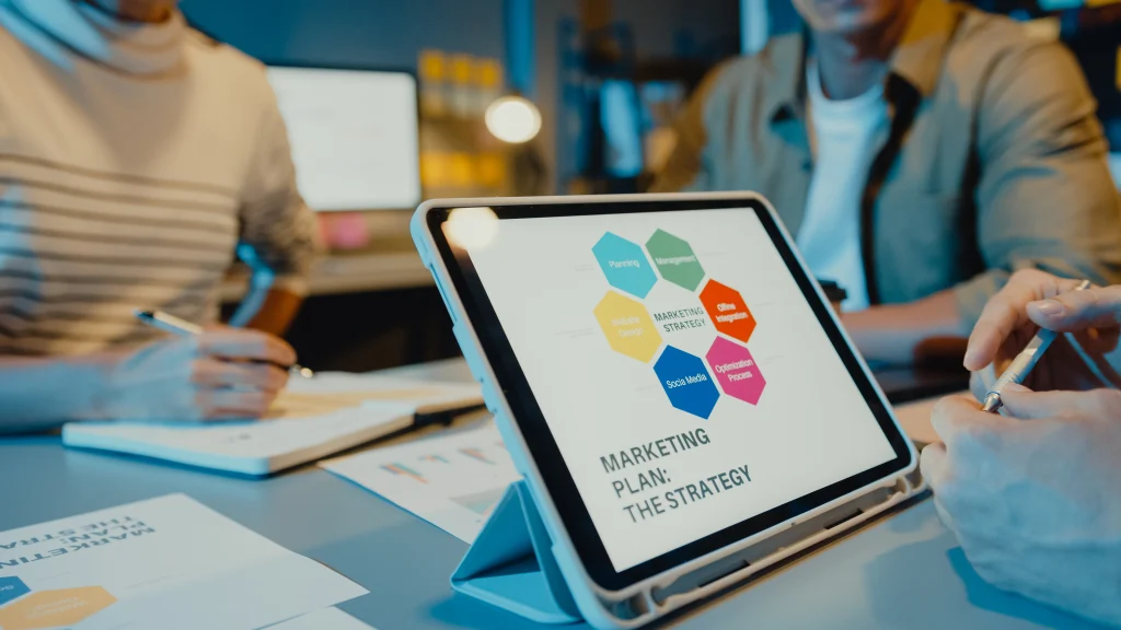 Vende más online combinando ecommerce, marketplaces y social commerce